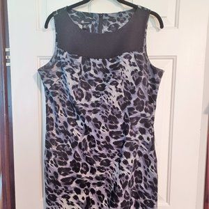 Sleeveless sheath gray black leopard print business casual dress / Size 16